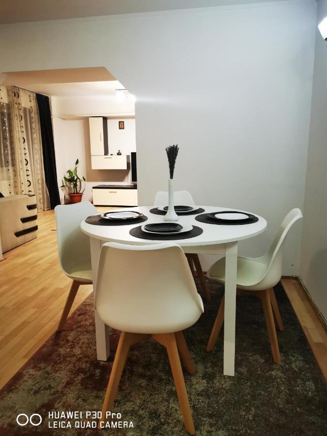 Crinna Residence Bucharest Exterior photo